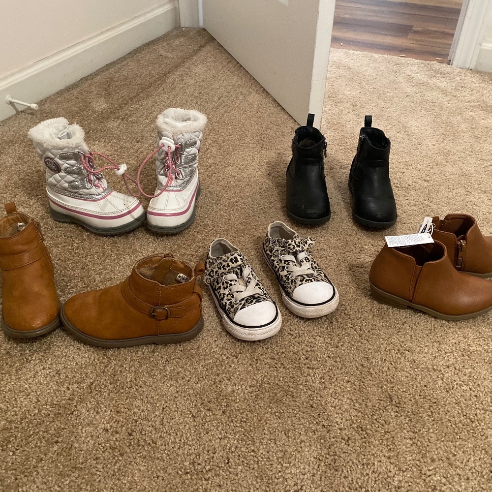 Little Girls Shoes